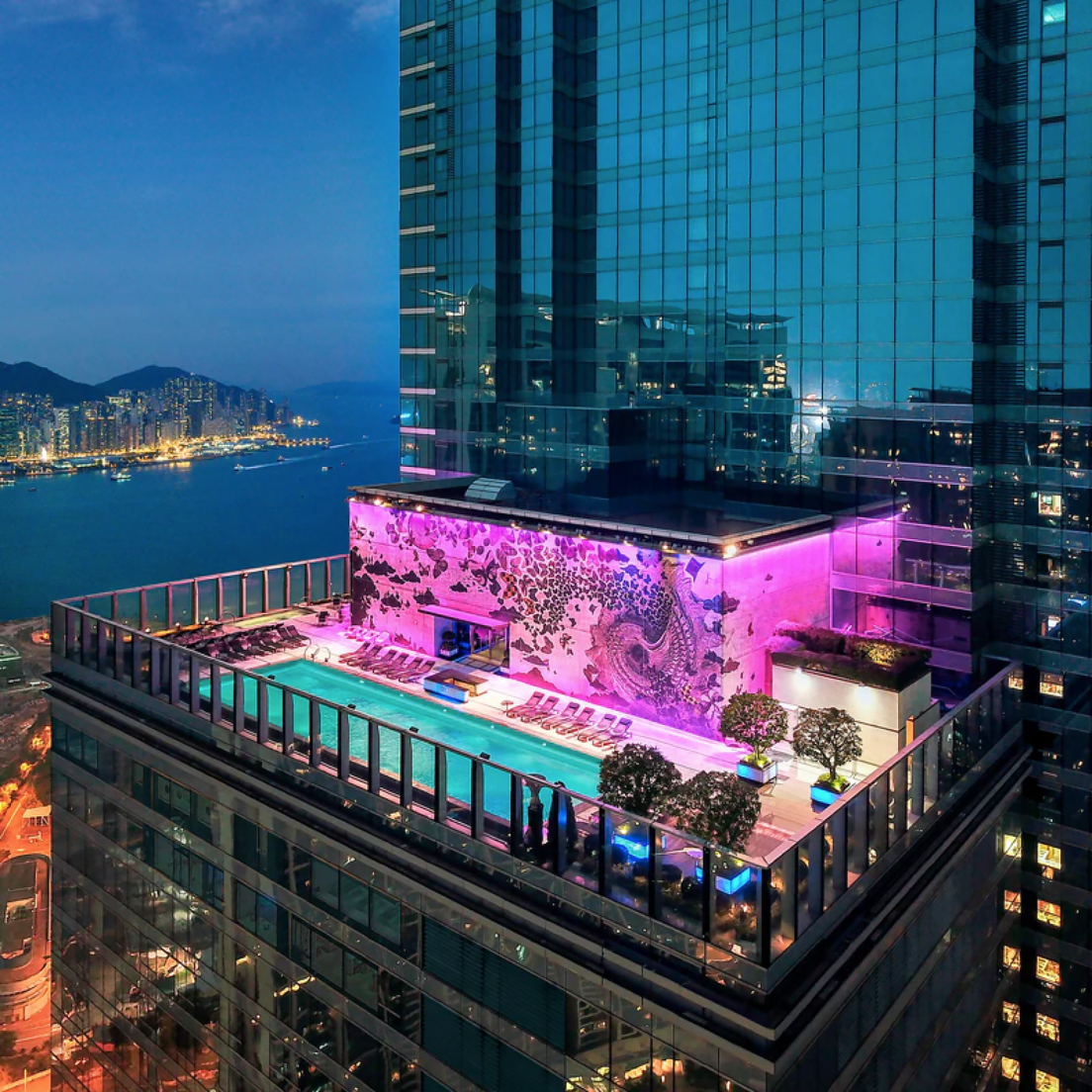 Book W Hong Kong