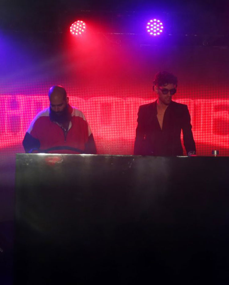 Chromeo